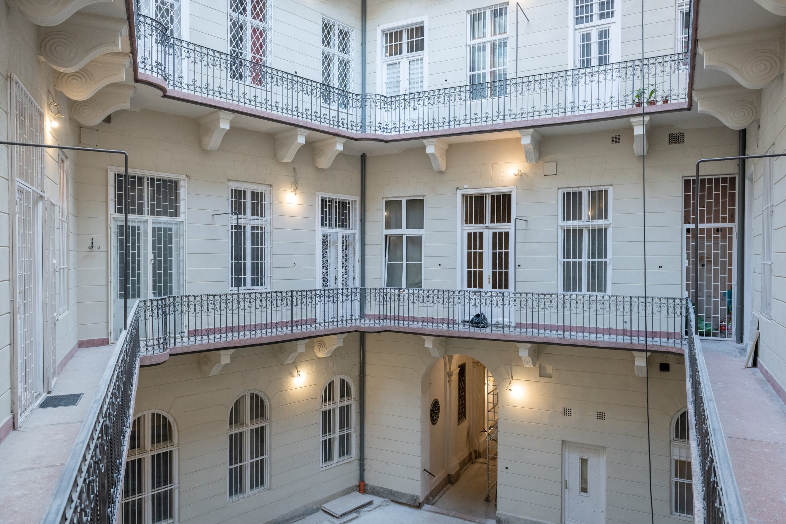 Hübner Udvar - Neighborhood view