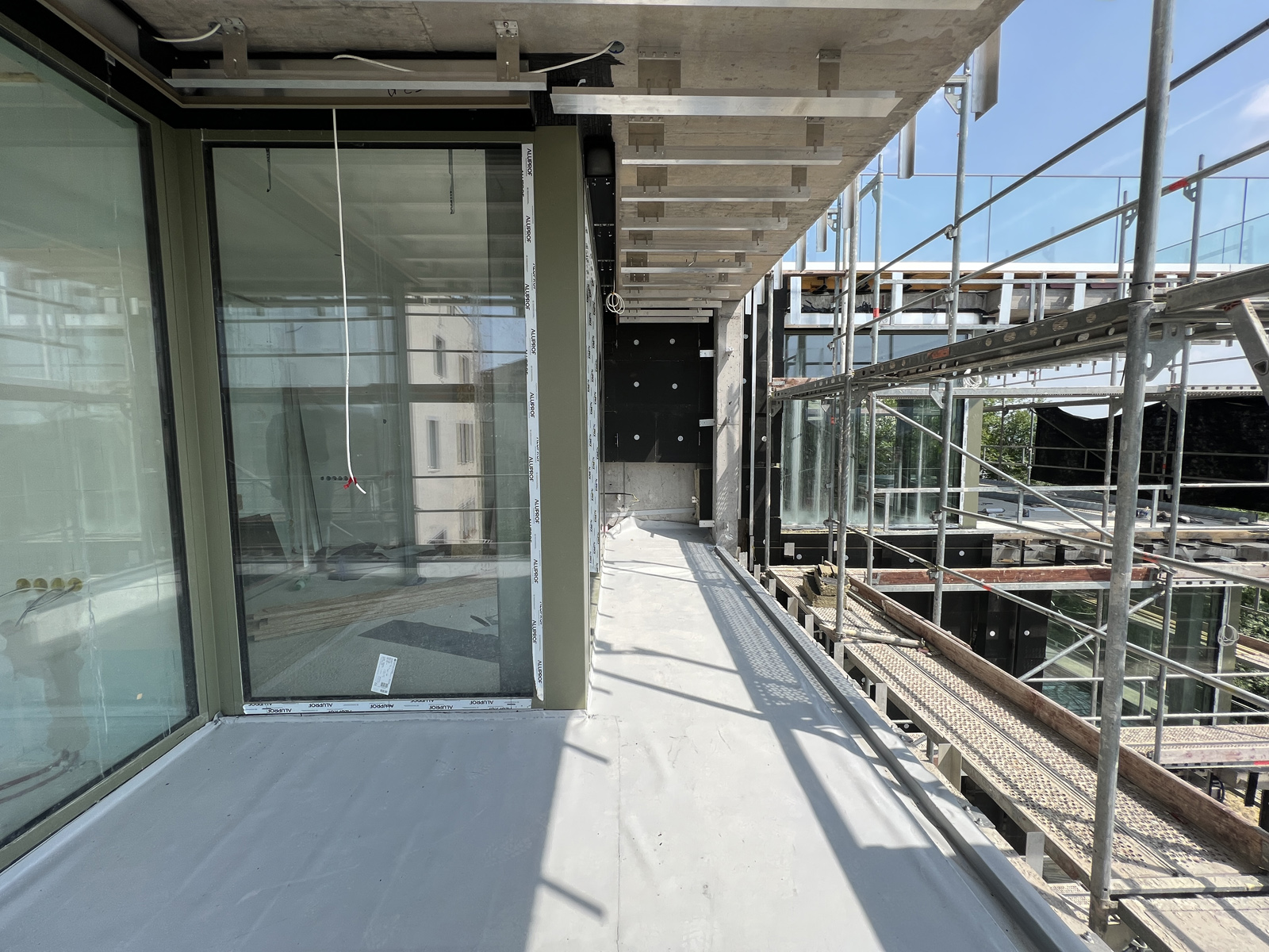 Gallery 132